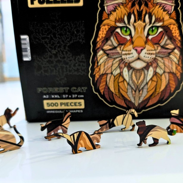 Wooden puzzle Forest Cat - infographic with product features: 500 pieces, 3 mm thick, irregular shapes, puzzle cat, wooden puzzle cat, jigsaw cat