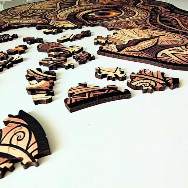 wooden UFO jigsaw puzzles, UFO jigsaw puzzles, alien jigsaw puzzles, jigsaw puzzles featuring irregularly shaped UFOs