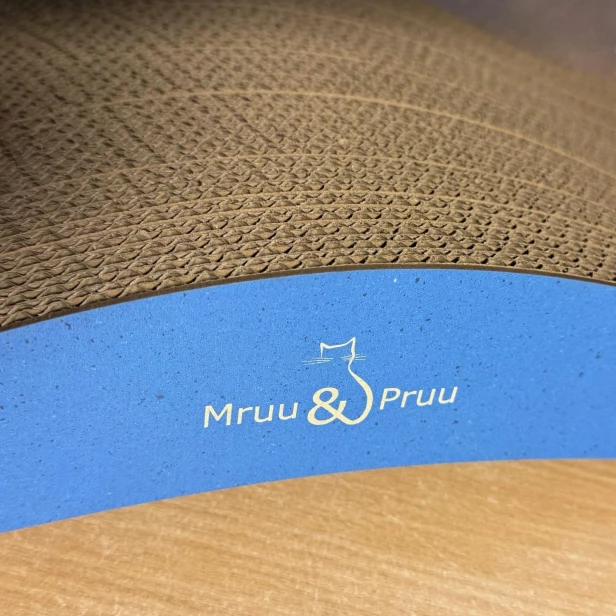 mega drapak dla kota, drapak tekturowy , drapak niebieski dla kota, drapak kartonowy dla kota , wymiary drapaka 78 x 28 x 24 cm , różowy drapak dla kota premium , drapak premium