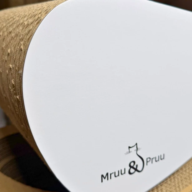 duży drapak dla kota, drapak tekturowy , drapak biały dla kota, drapak kartonowy dla kota , wymiary drapaka 70 x 23 x 24 cm , biały drapak