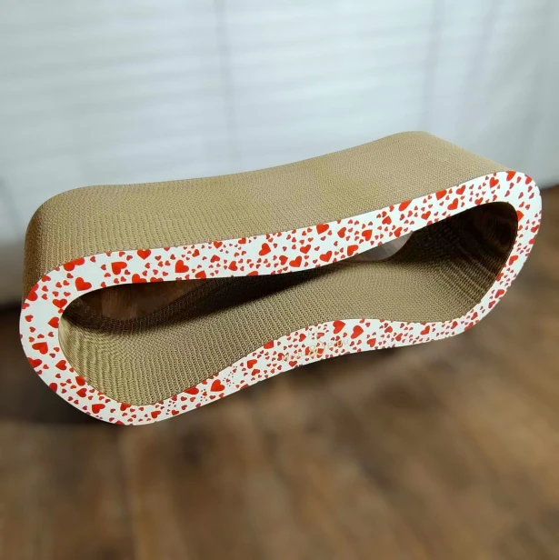 Drapak dla kota LEON mega 78x28x24 cm BIAŁY w serca, drapak dla kota, drapak dla kota premium, ekologiczny drapak, drapak, drapak love , drapak w serca