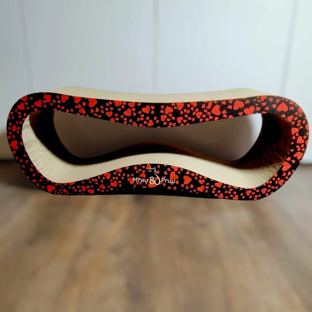 Drapak dla kota LEON mega 78x28x24 cm CZARNY w serca , duży drapak dla kota , duży drapak kartonowy, wytrzymały drapak dla kota, elegancki drapak dla kota